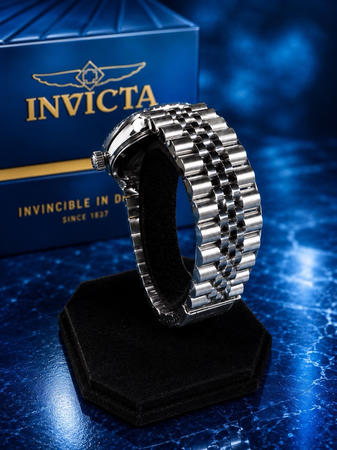 Invicta Specialty 43mm Silver Stainless Steel Men’ Wristwatch