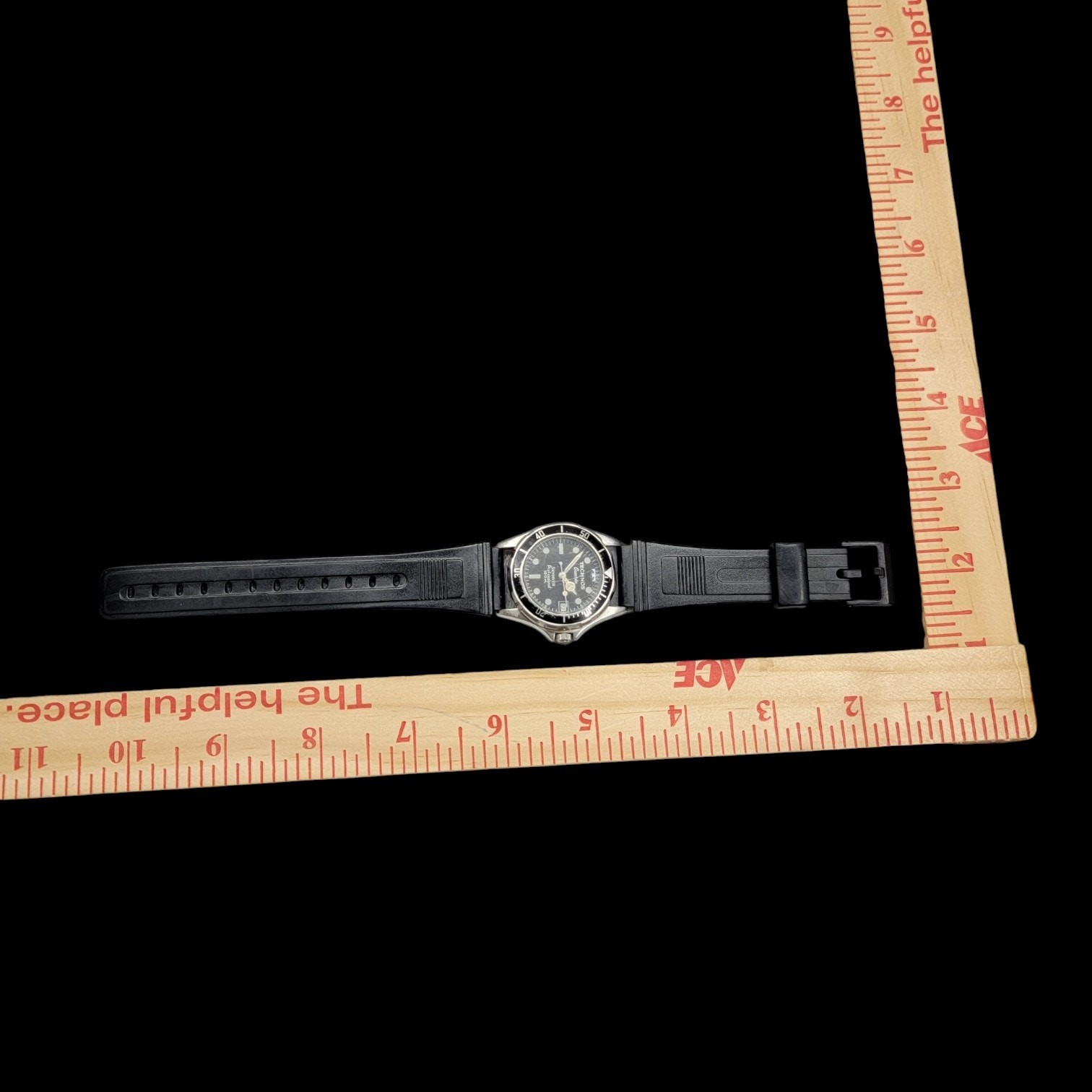Technos Skydiver Professional 150m Quartz Watch Black Dial Vintage Womens Dive
