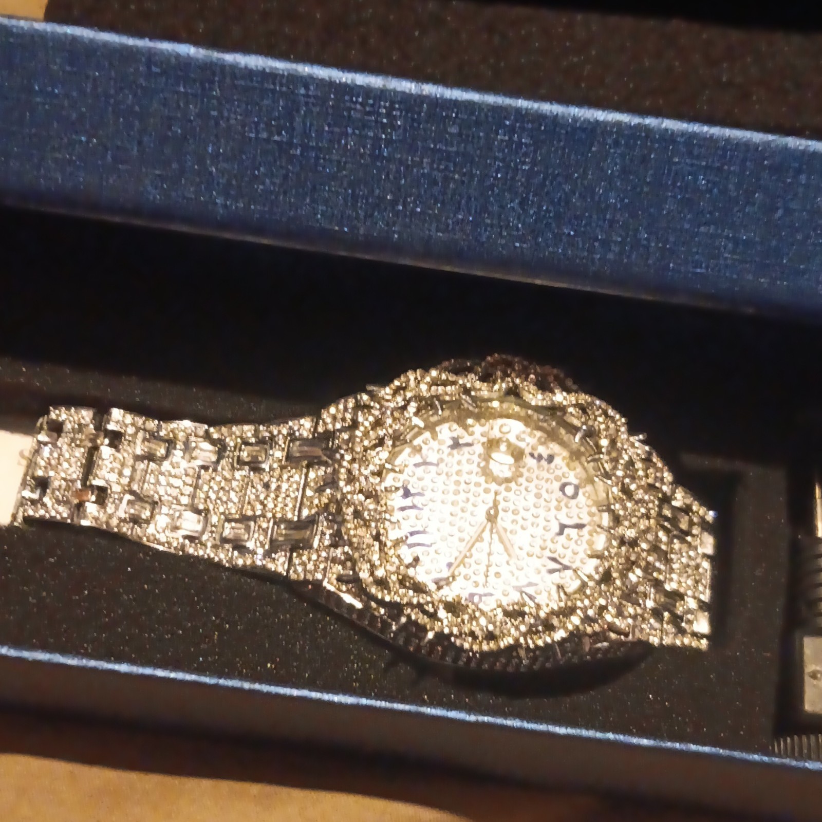 New Mens CROWN OF THORN Iced Out Watch AAA CZ’S. 8.5 Mohs Hardness Scale