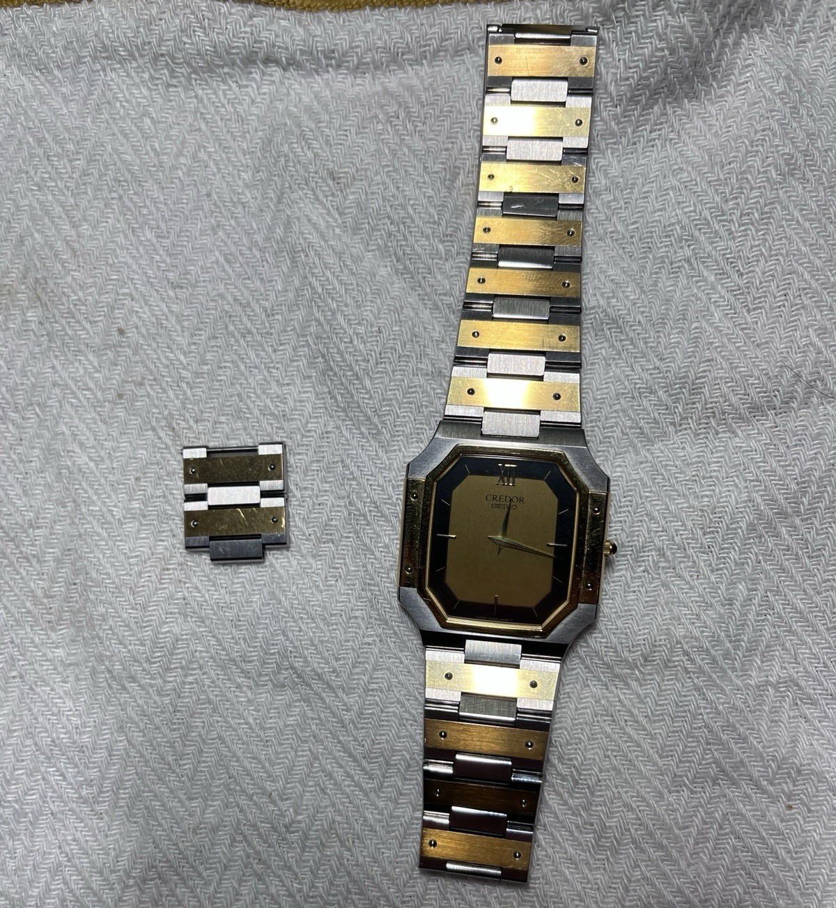 Credor 9300-5320 Two-Tone SS Bracelet genta inspired Gold/Black Roman Dial 80s