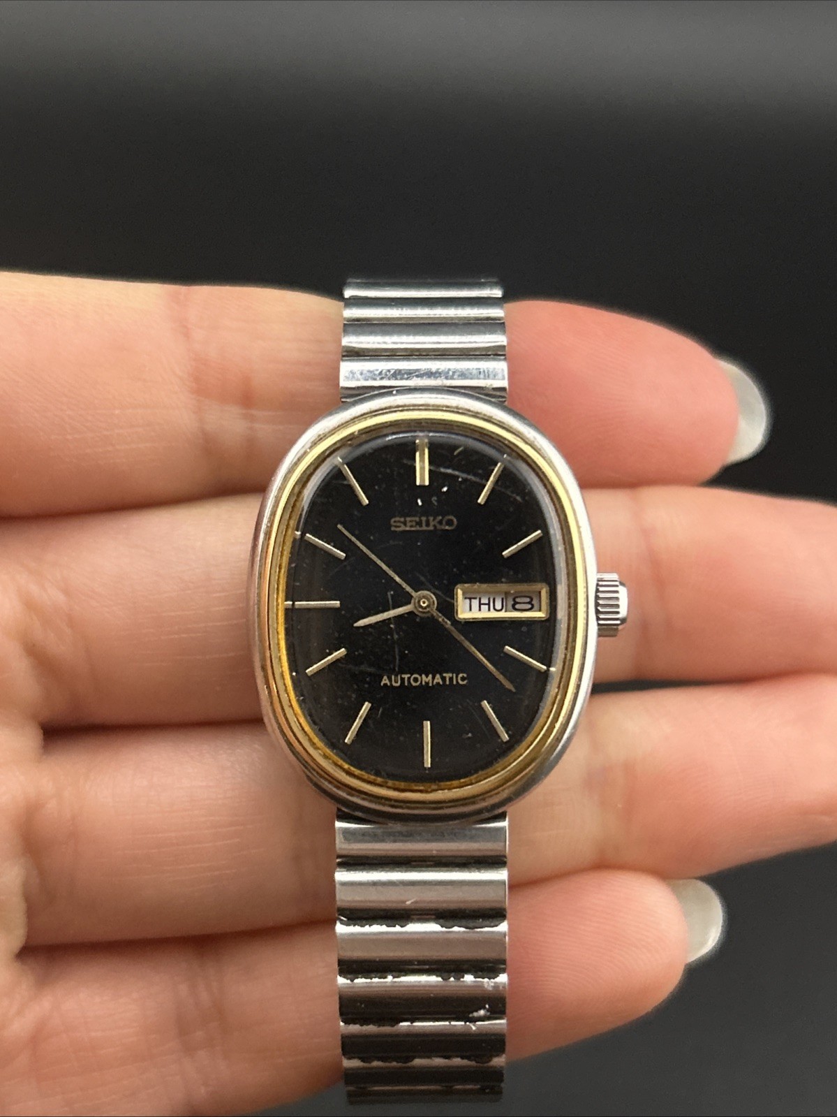 Vintage Seiko Automatic Two Tone Oval Case 2706-7100 Woman’s Watch