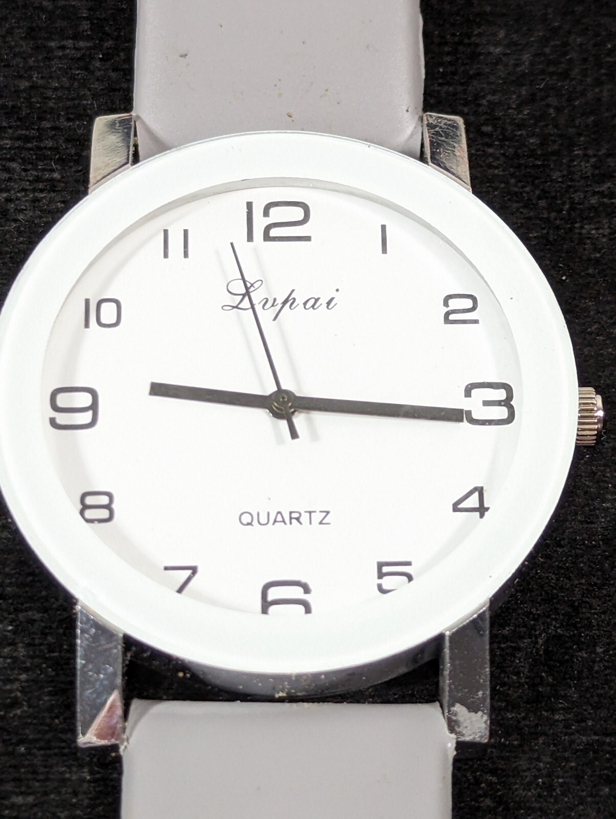 White Dial Round Silver Tone Case Gray Faux Leather Band Watch 8 Inch