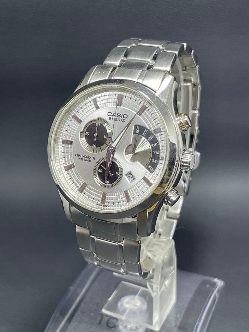 CASIO BEM-501 Silver Quartz Chronograph