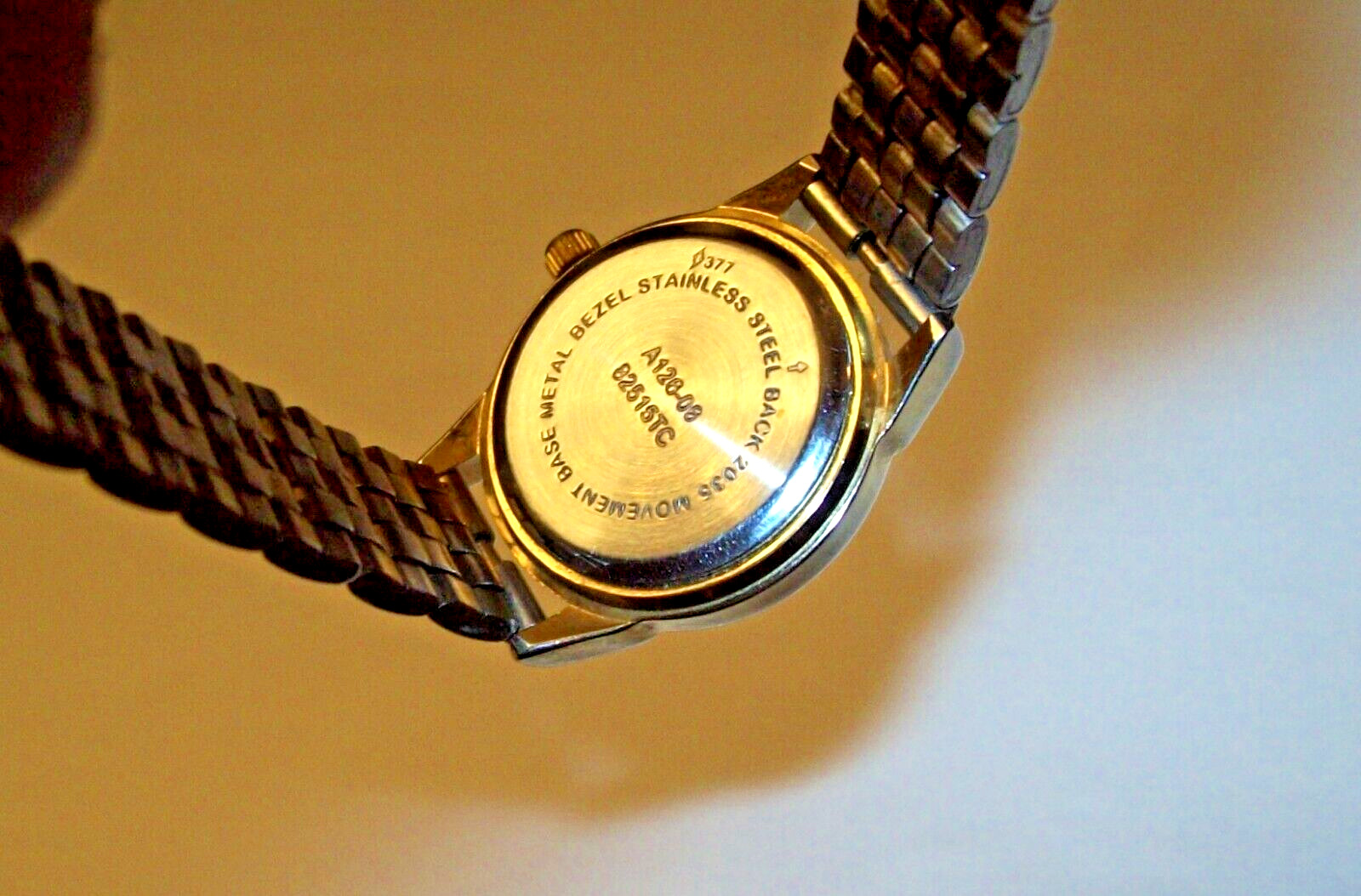 Simple Easy Reader Ladies Watch Quartz w/Nice Mesh Stainless Steel Hidden Clasp