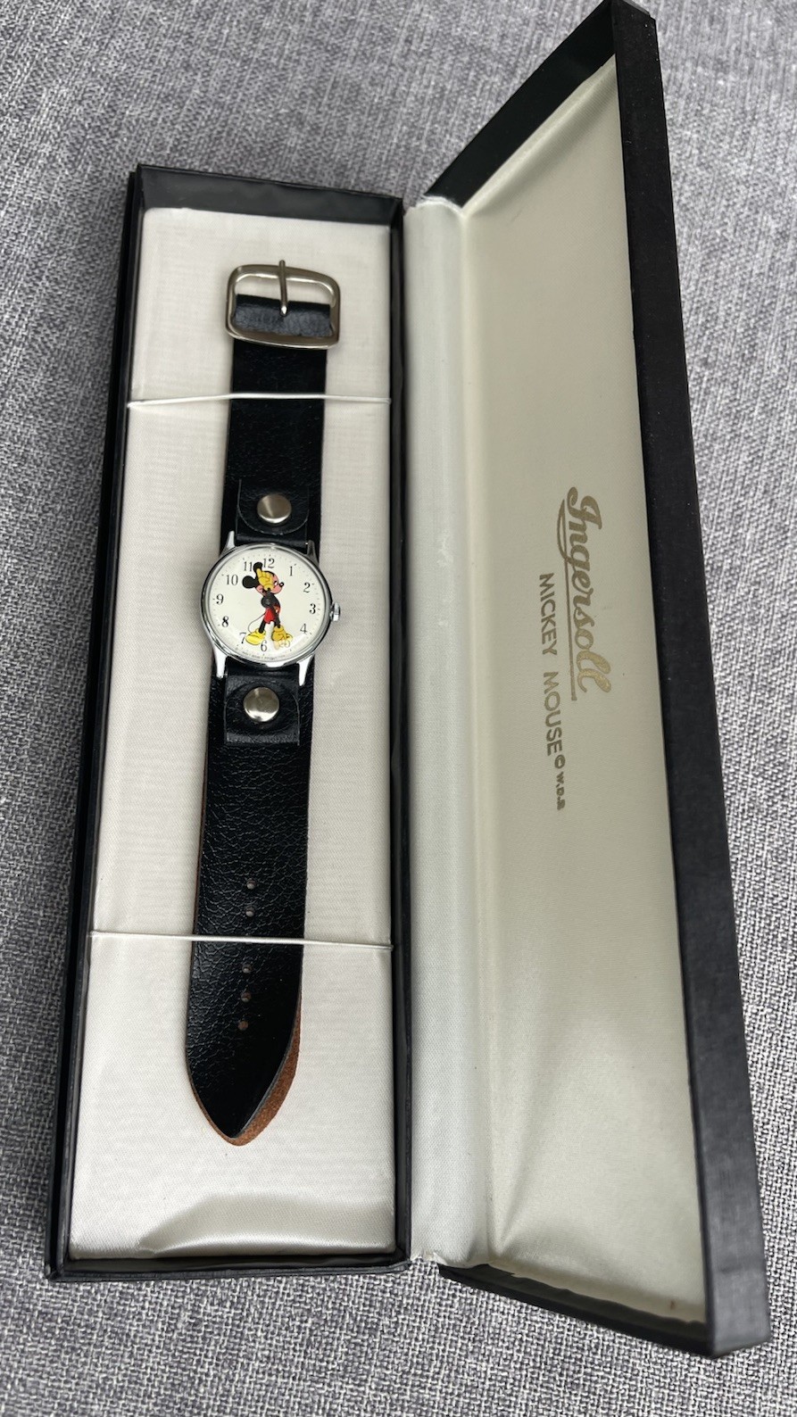 Vintage Mickey Mouse Watch Ingersoll Disney Mechanical Wind Up Chrome Plated