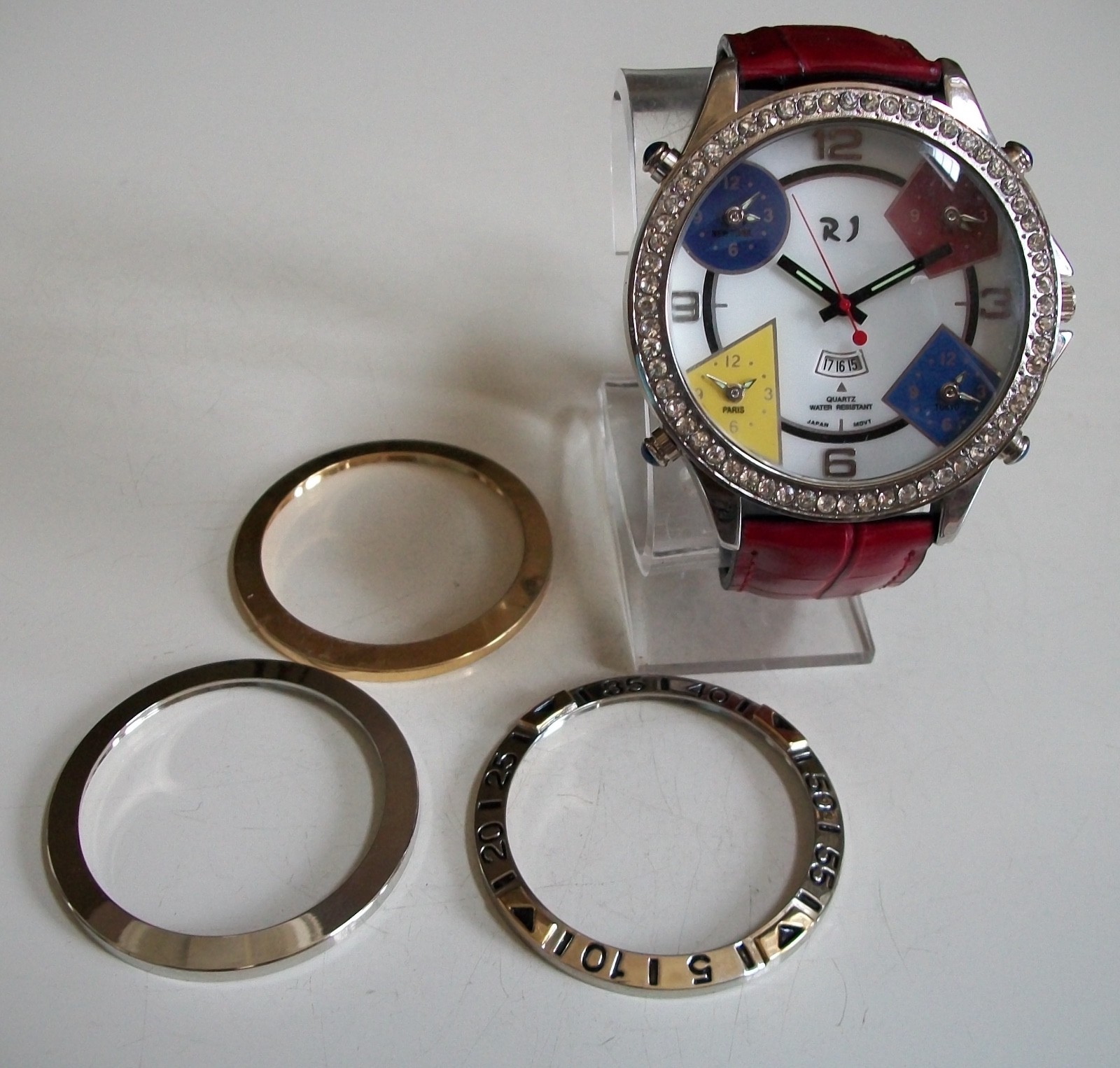 RJ CZ/Plain Bezel 5 Time Zone Date Men’s Fashion Watch With Pouch & Extra Bezel