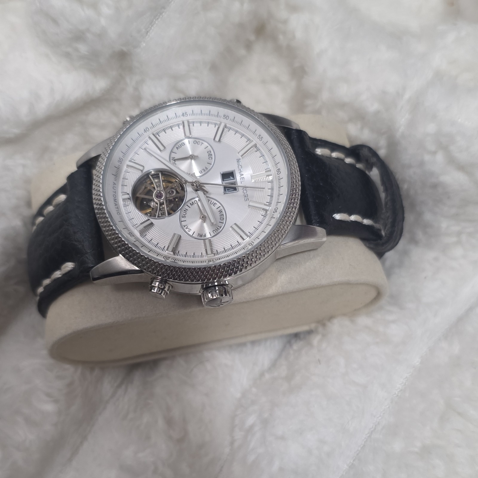 Michael Kors Automatic Wristwatch Silver Dial Black Leather Strap Date Day Month