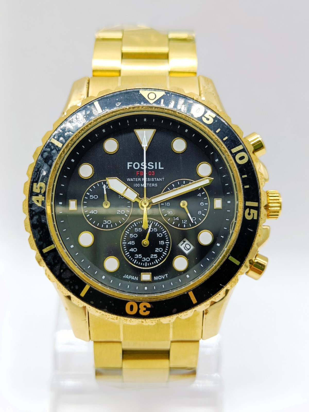 Fantastic Fossil Chronograph Date Indicator Quartz Analog Men’s Wrist Watch