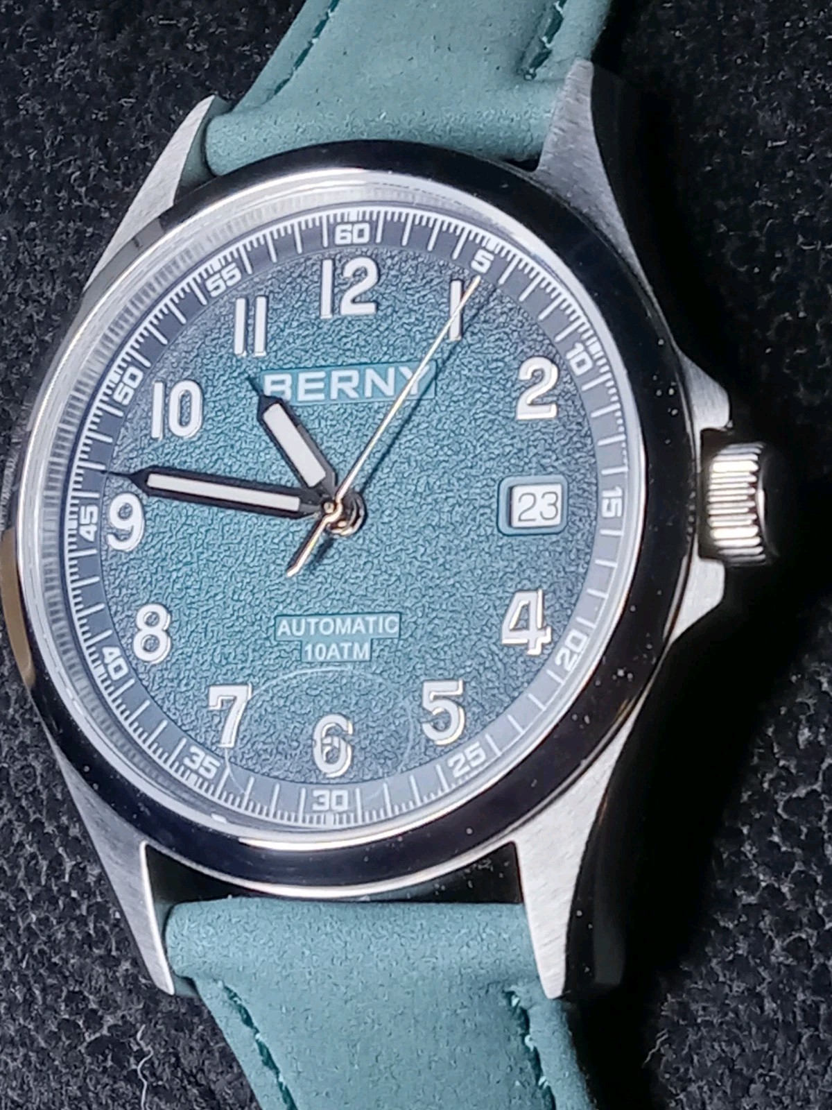 AM7110VM High Beat ST2130 Sapphire SS Super-LumiNova Green Fume Dial Pilot Watch