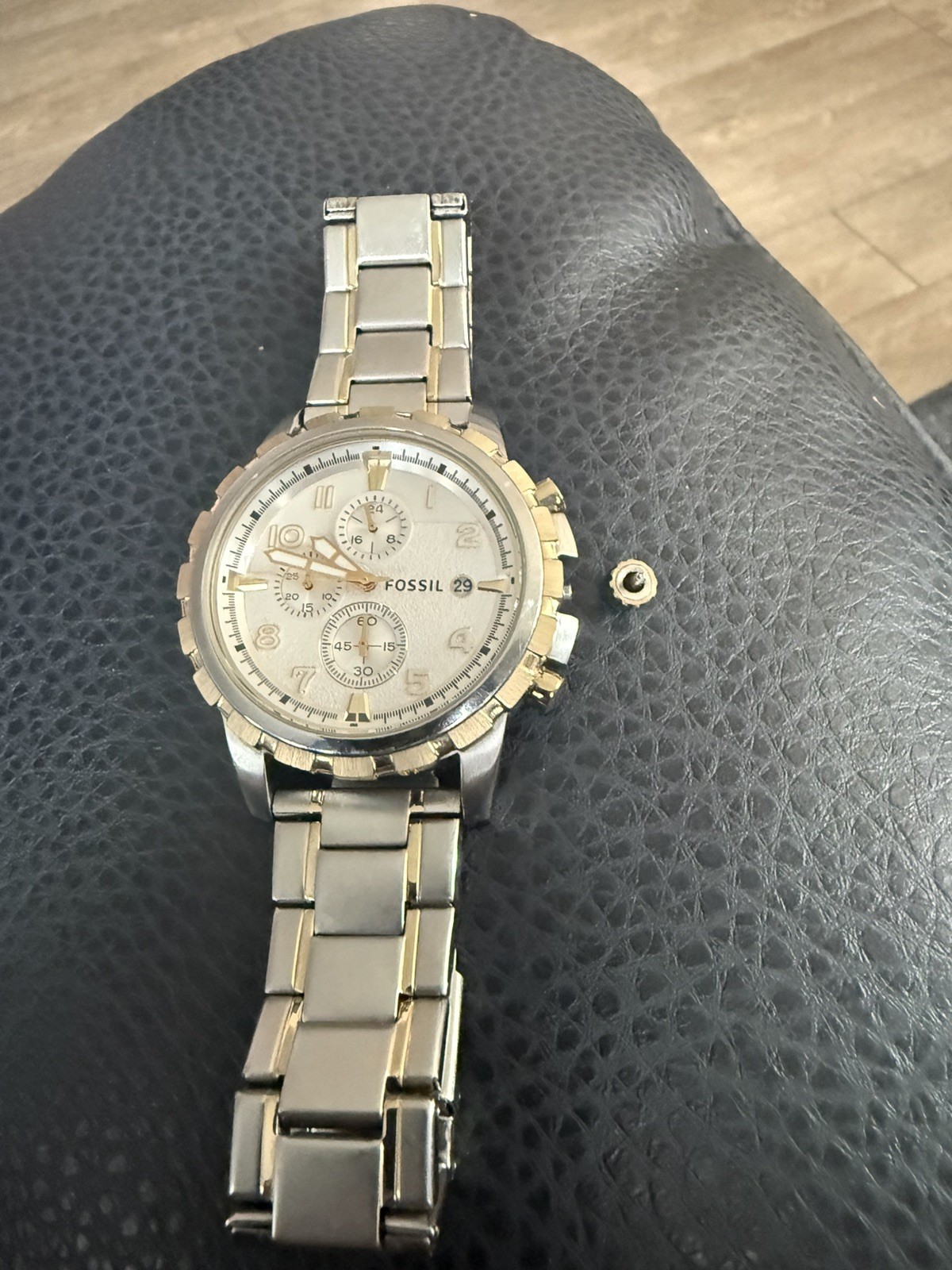 Fossil Men’s Dean 45mm Quartz Chronograph Watch FS4867IE NEEDS WORK!
