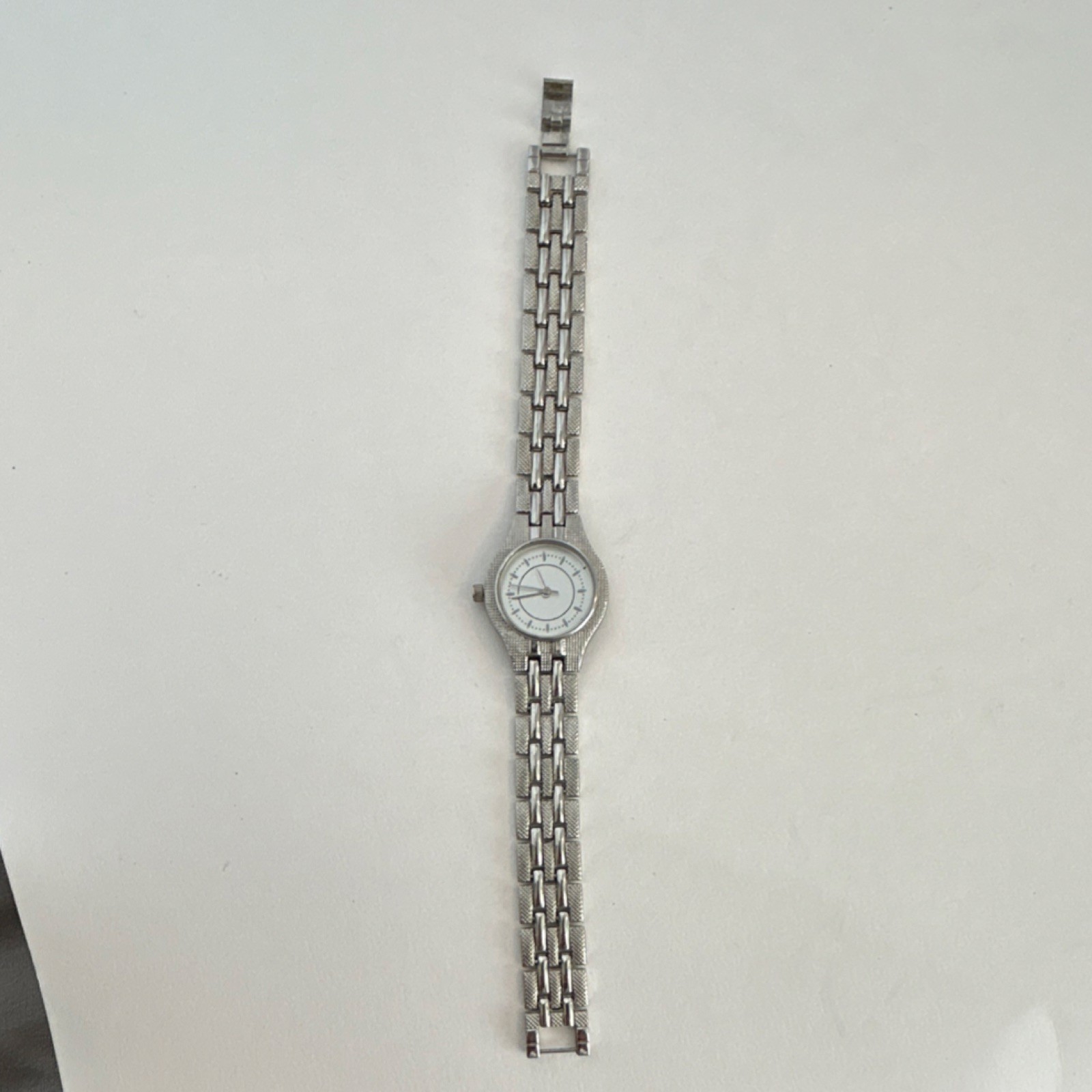 Women’s Wristwatch Silver Stainless Steel Analog Stick Indexes Bracelet Band