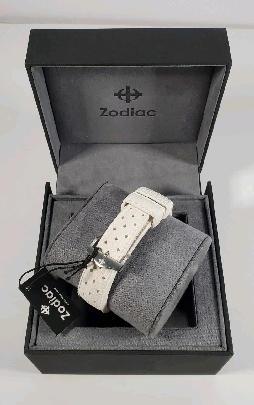Zodiac Super Sea Wolf Diver Automatic White Teal Dial Rubber Watch ZO9309 $1589