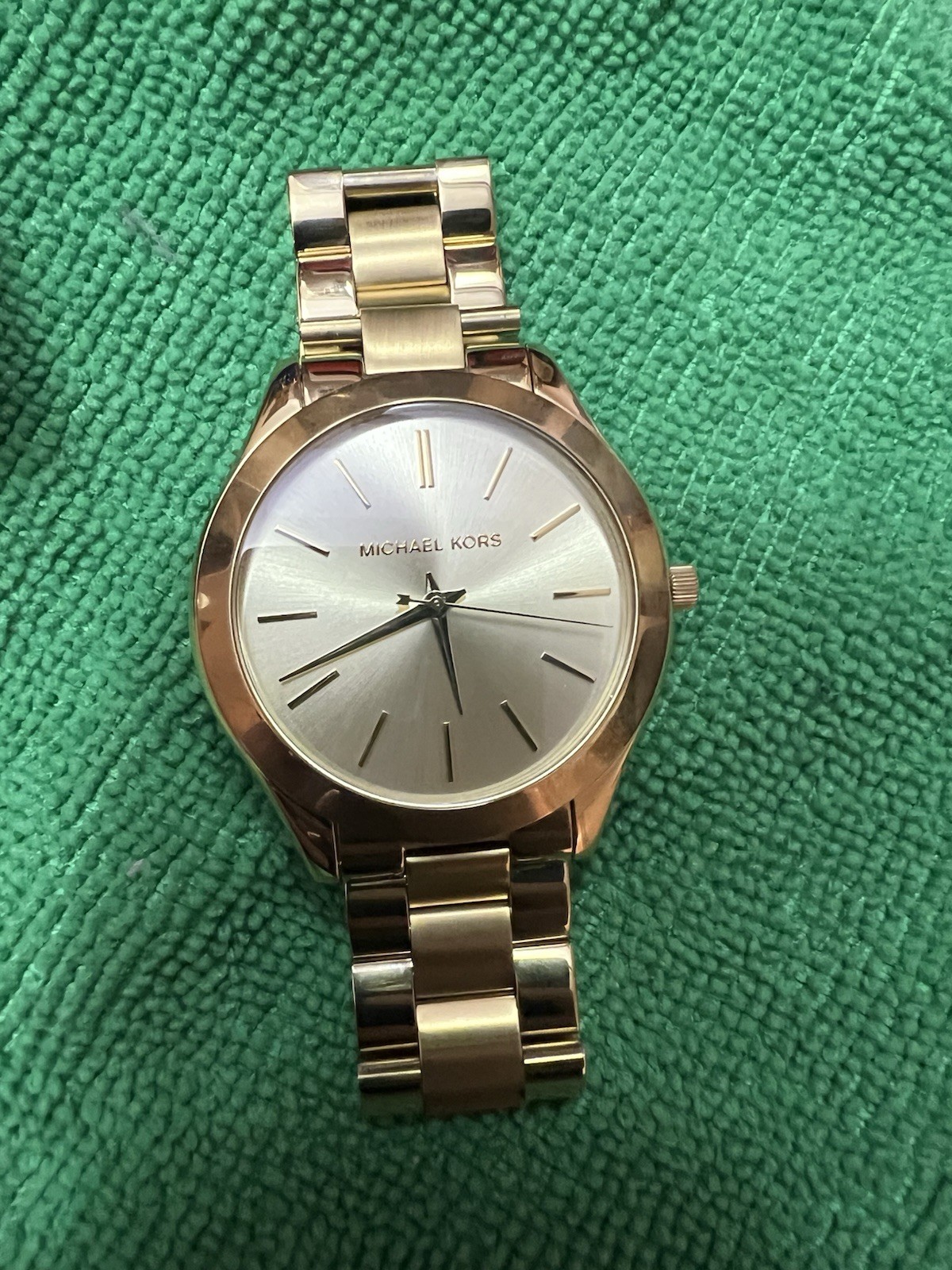 Michael Kors Original MK3179 Women’s Slim Runway Gold Stainless Steel Watch 42m