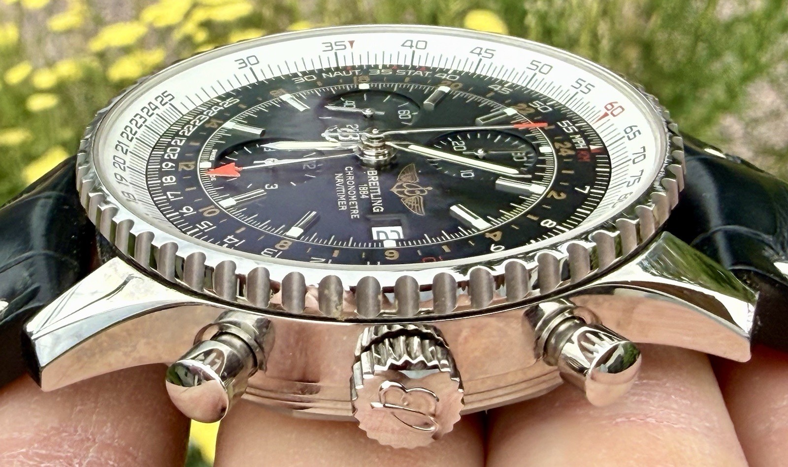 Breitling Navitimer World GMT 46mm Stainless Steel Chronograph A24322 Watch Only