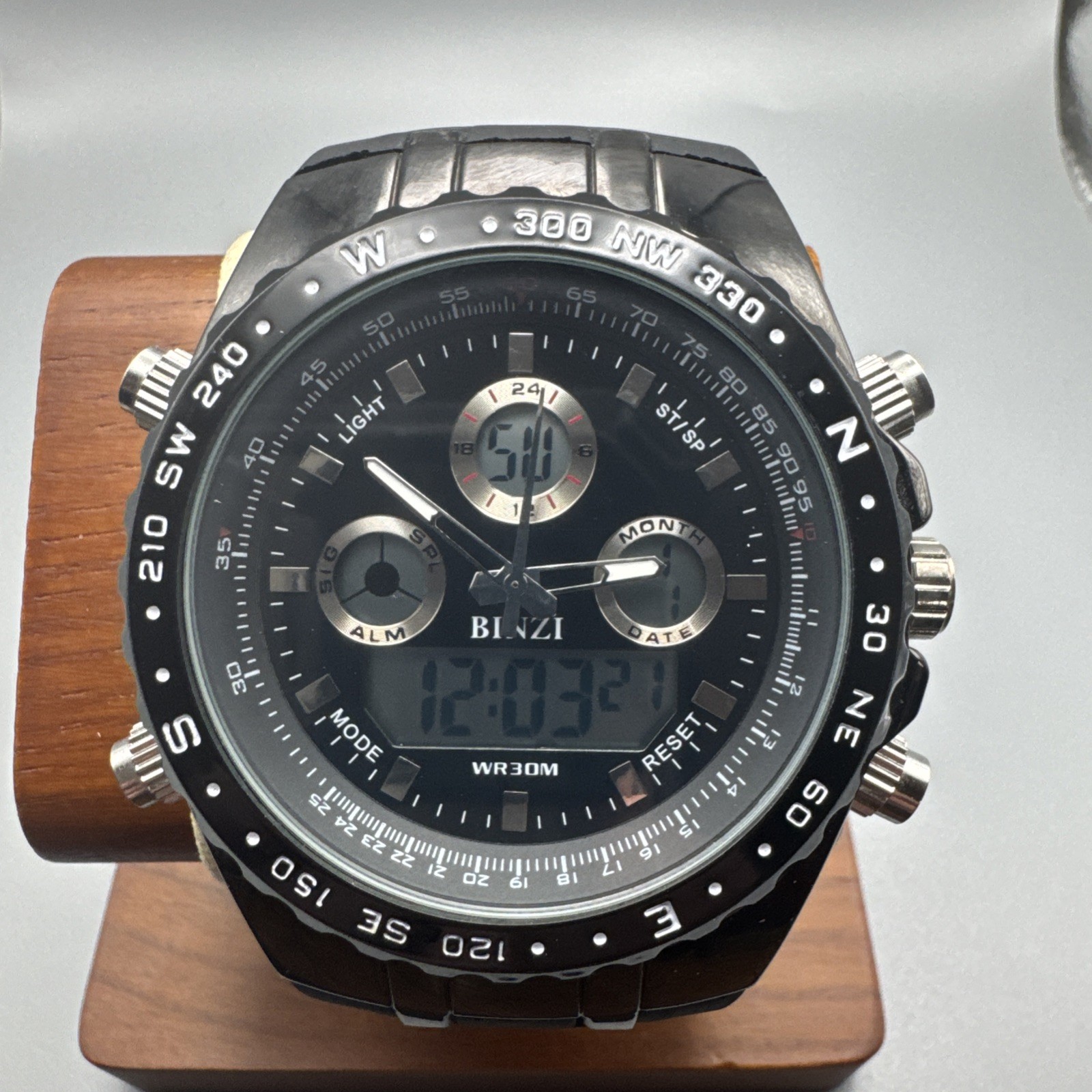 Binzi 1605 Dual-Display Men’s Sports Watch