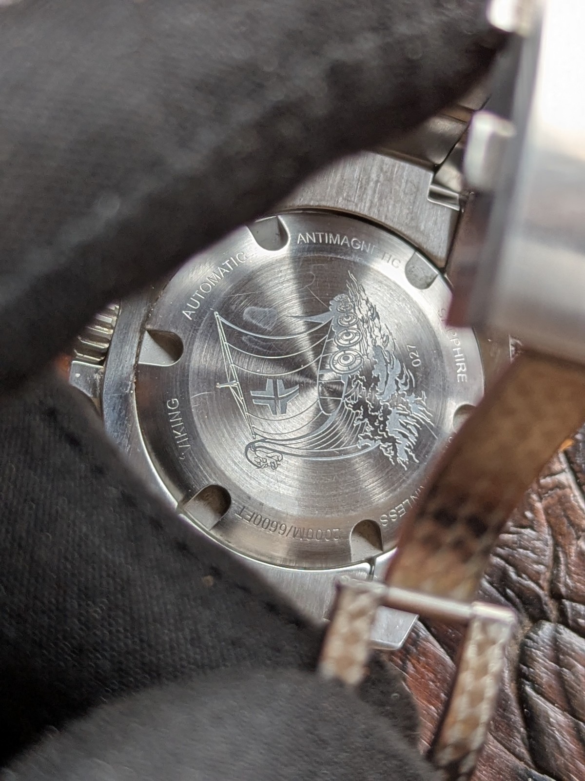 Tempest Viking 2000m Automatic Diver watch High Specs & Build a Treat Microbrand