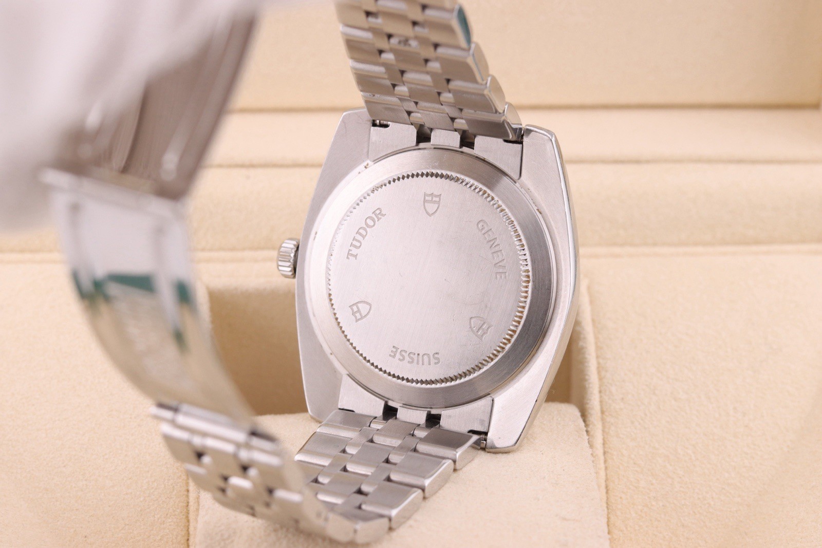 TUDOR Classic Date | ref. M21010 | 38mm Stainless Steel Watch with Card