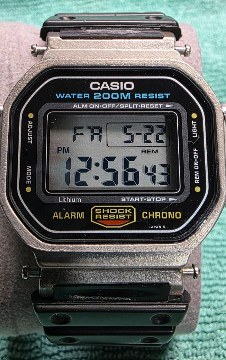 Vintage Casio G-Shock 691 DW-5600C-1V Alarm Chronograph Digital Watch