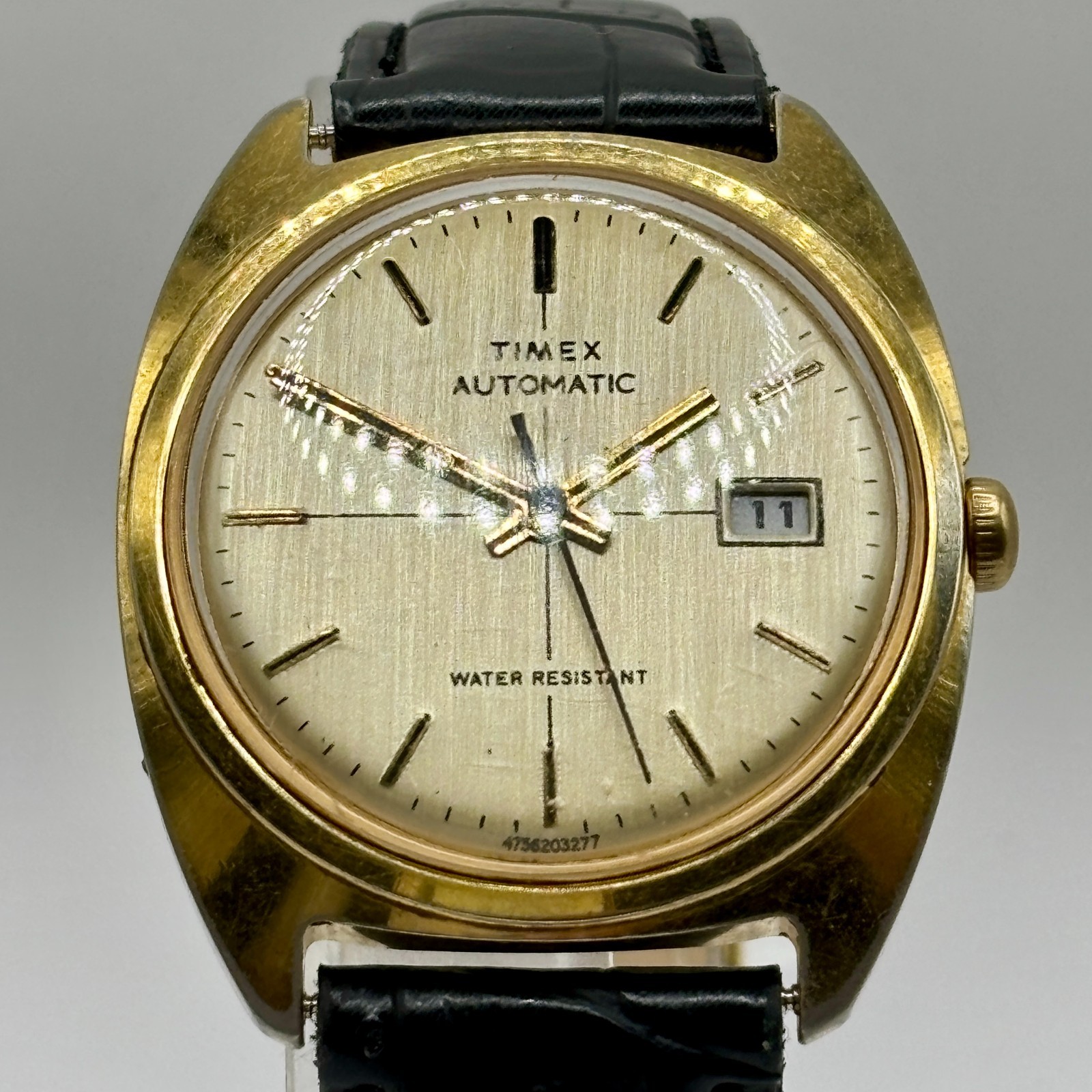 Vintage Timex Automatic Viscount Style Linen Gold Crosshair Dial Date Watch