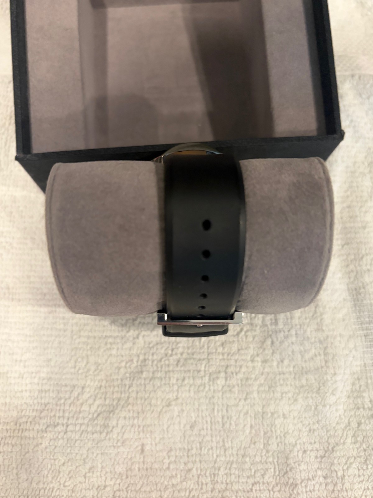 Fendi Bubble Watch 8010L Aqua Face With Rubber Black Strap – Used