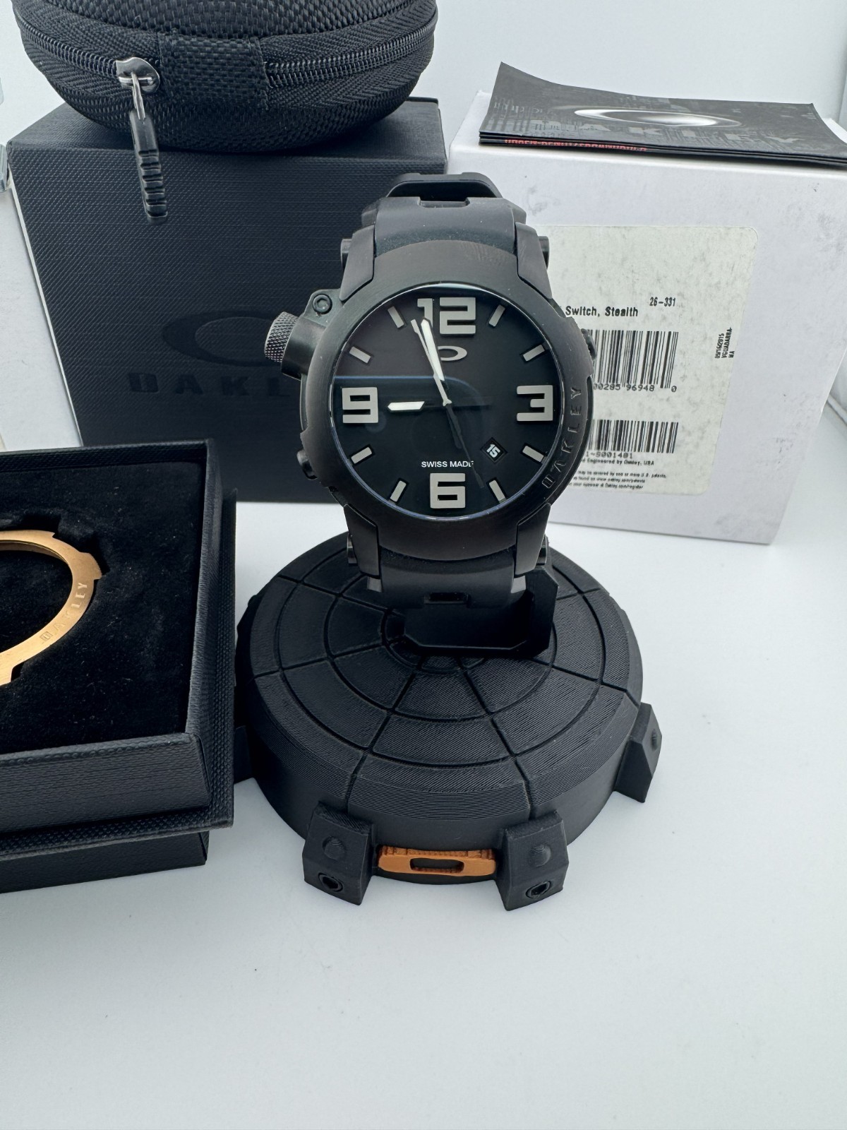 OAKLEY KILL SWITCH STEALTH BLACK WHITE W/ EXTRA ROSE GOLD BEZEL WATCH 26-331 NEW