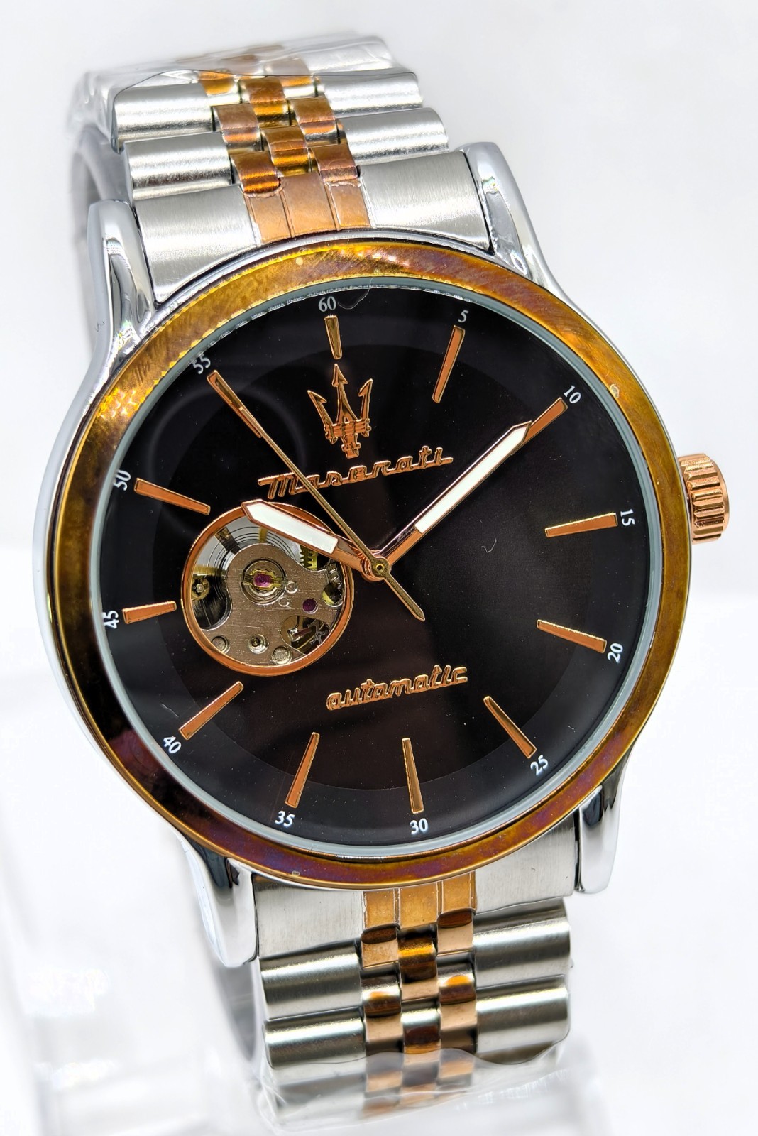 Awesome Maserati Automatic Black Dial Dual Tone Band Analog Men’s Wrist Watch