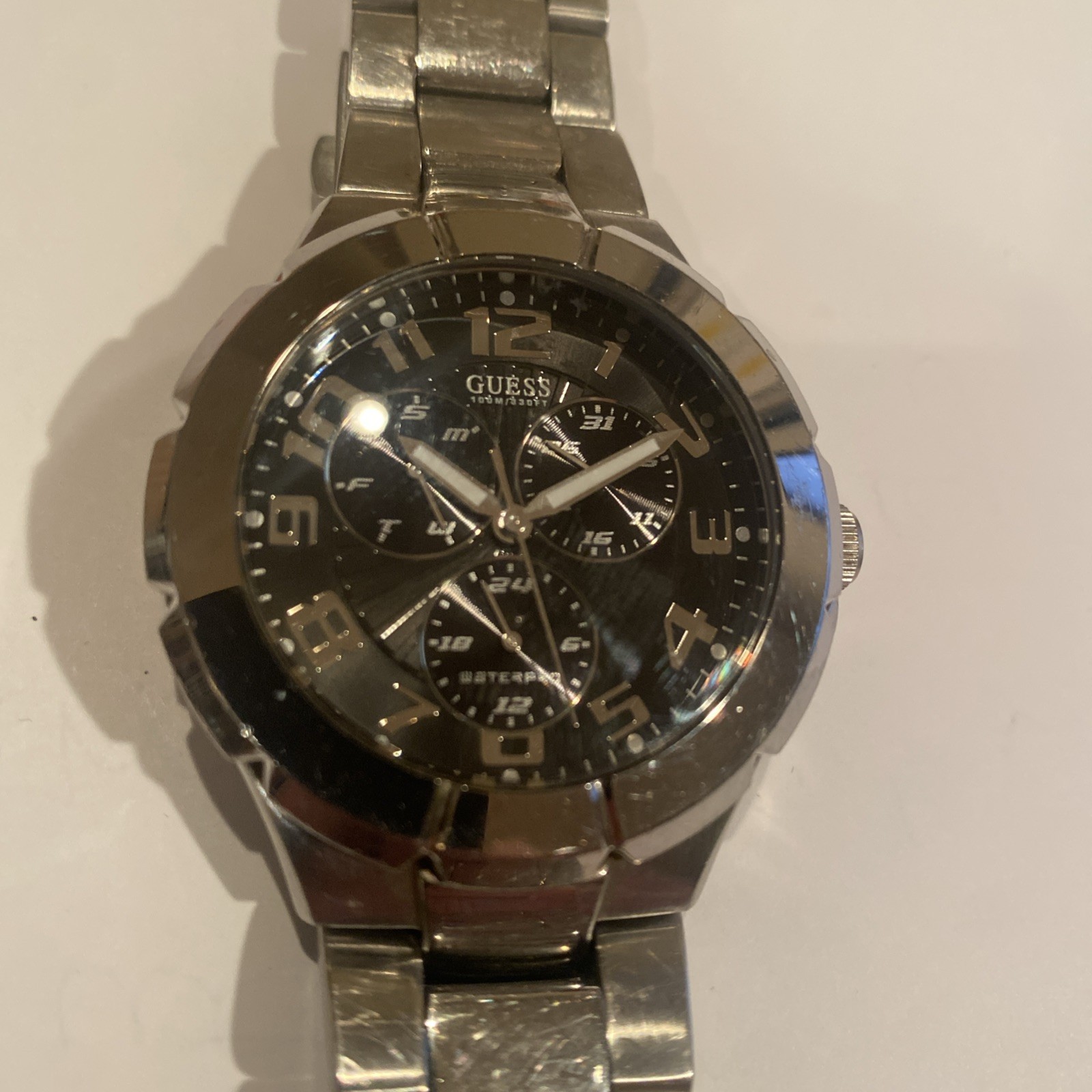 GUESS WATERPRO Stainless Steel Water Resistance 100m/330ft Men’s Watch Preowned
