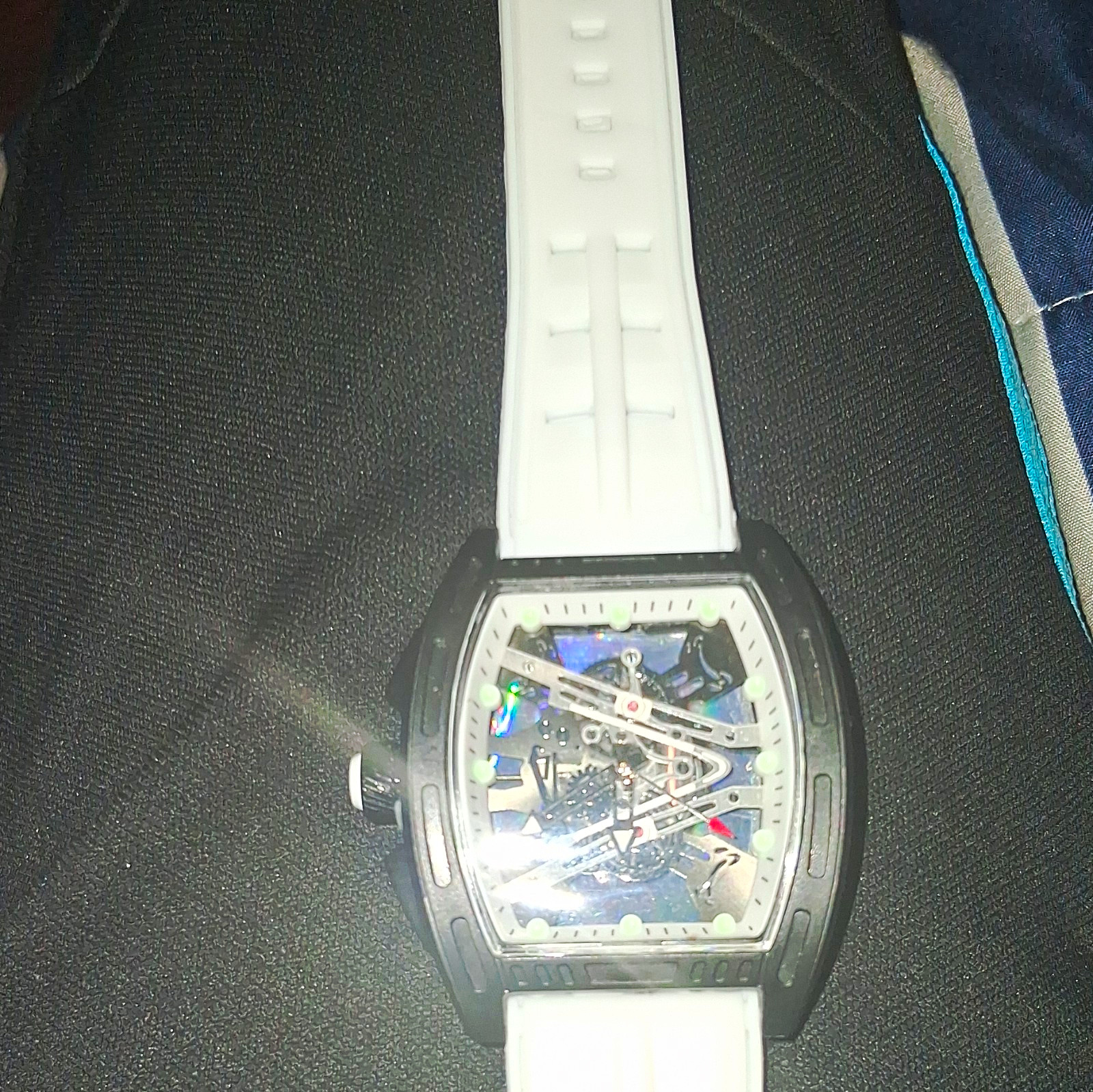 Tonneau Skeleton Analog Wristwatch Black Metal Case White Rubber Strap