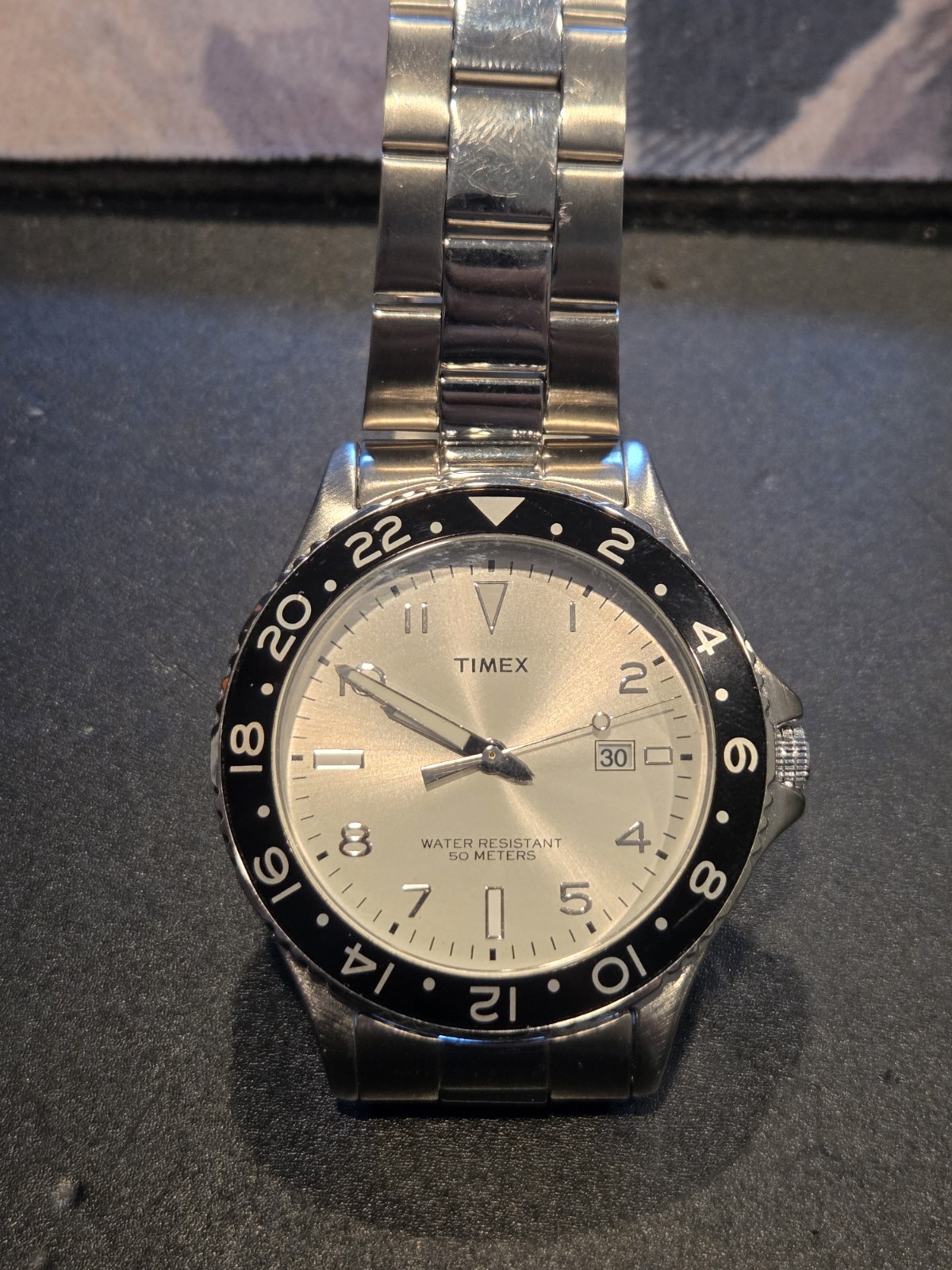 Timex Kaleidoscope Dive Watch Men 42mm Silver Dial Steel Date T2P027 EUC C122A