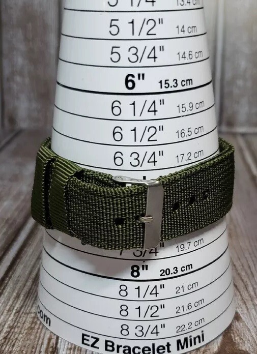 Super Luminous Soki Quartz Watch – new – Men’s Military Style Watch