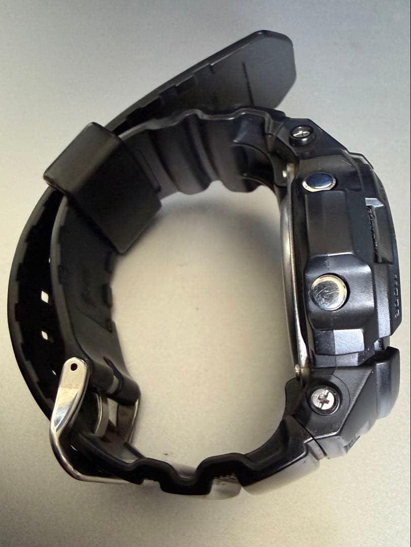 G-SHOCK AWG-M100B