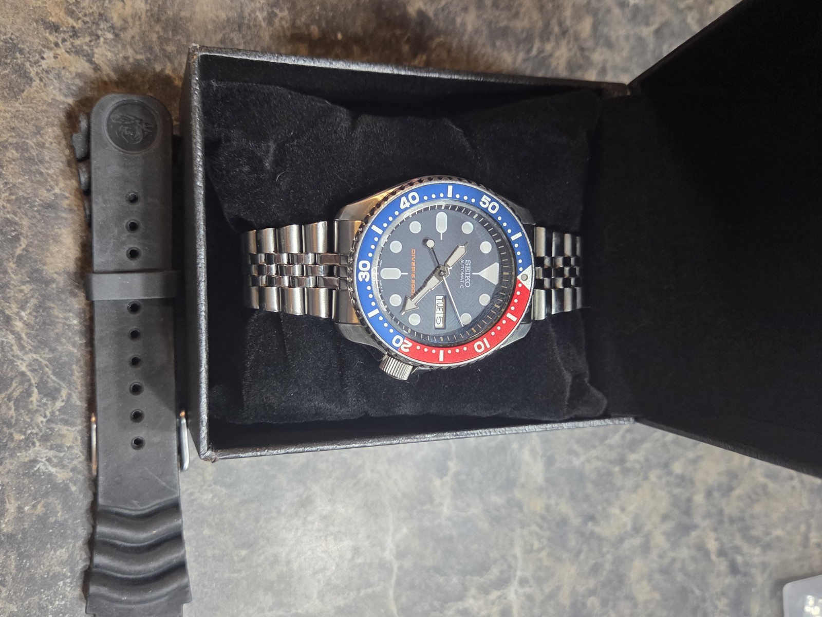 精工 SKX009 百事可乐表圈男士自动潜水表 1996 年 7S26 之间-