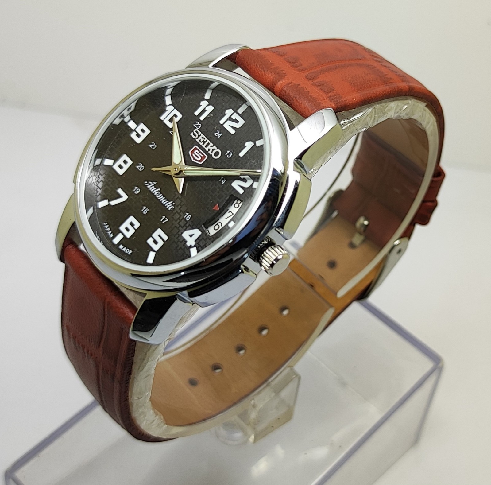 Refurbished Automatic Men’s Watch Day Date | Classic Vintage Style Leather Strap