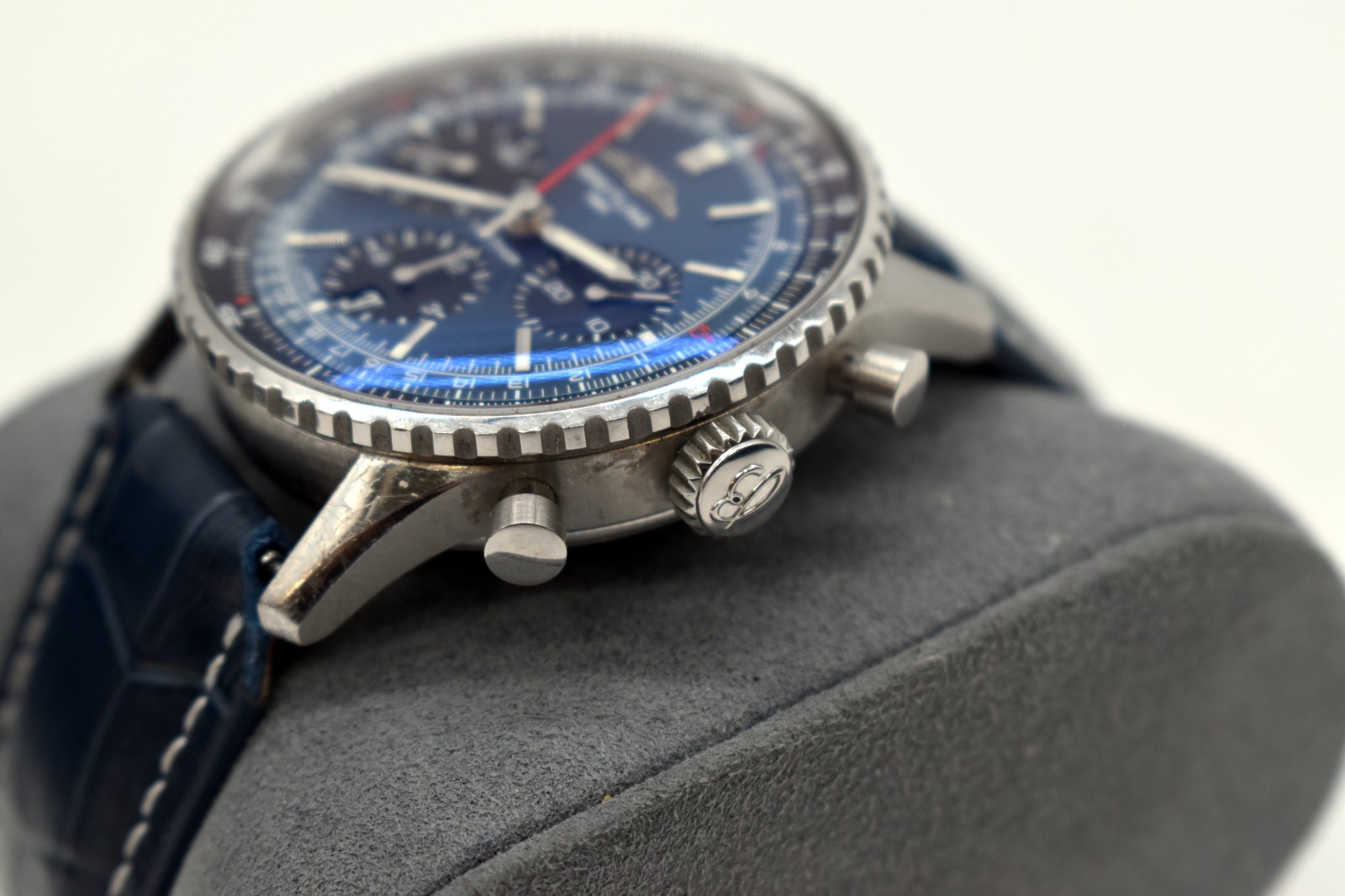 Breitling Navitimer AB0139 B01 Blue Dial Chronograph Wristwatch – 41mm