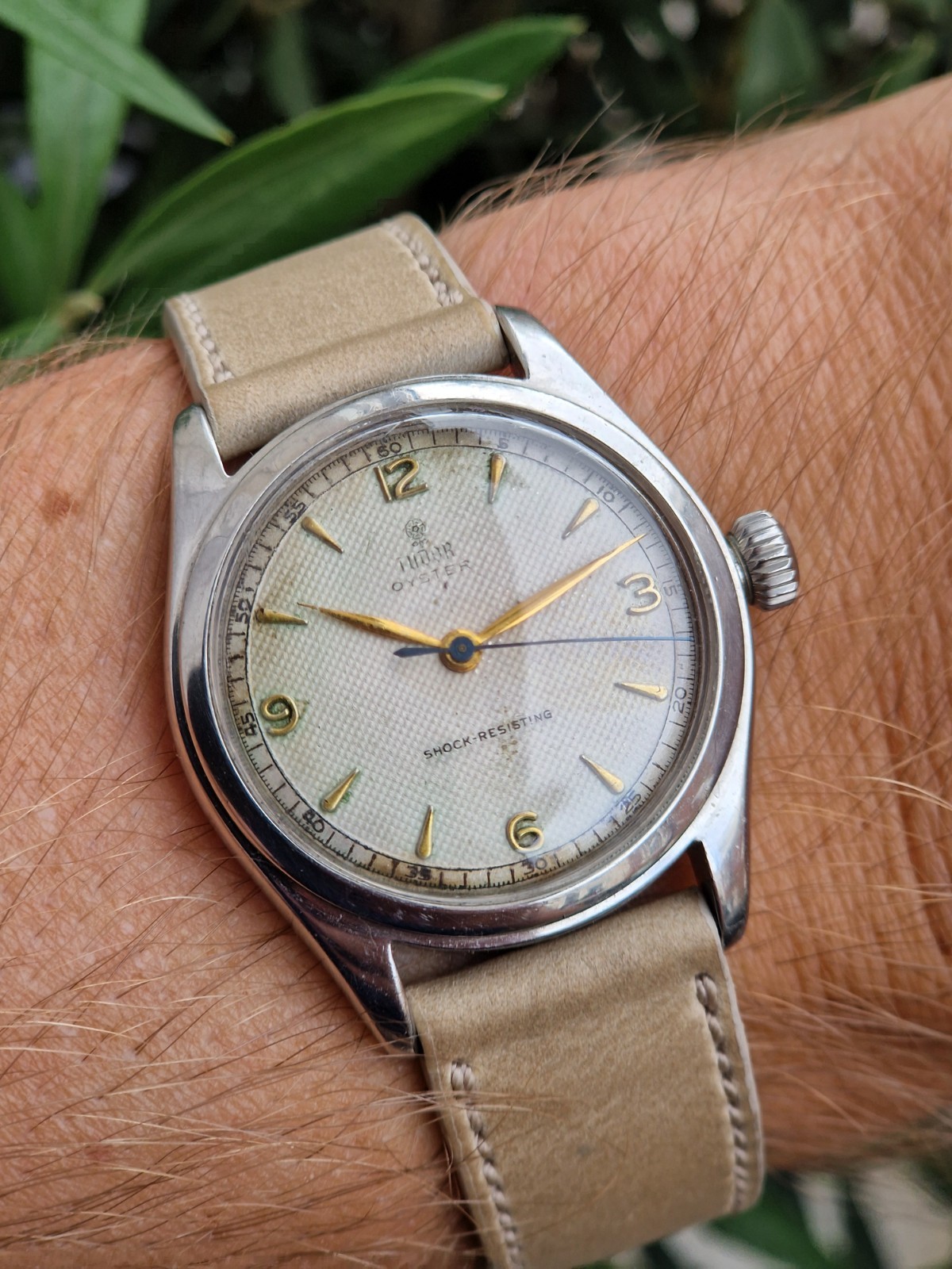 Tudor Oyster – Ref 7803 – Silver Waffle Dial – Manual – Steel – Beige Strap
