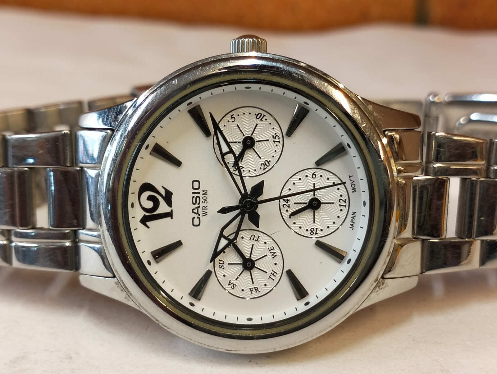 MULTIFUNCTION QUARTZ WHITE DIAL LTP-2085 JAPAN WOMEN’S FULL WORK ALL ORG.