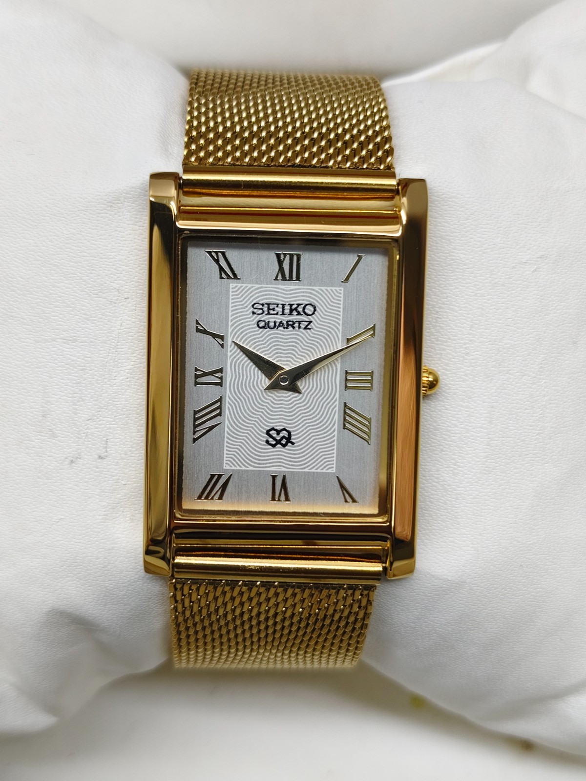 Vintage Refurbished Seiko Slim Tank White Quartz Japan Men s Wrist Watch