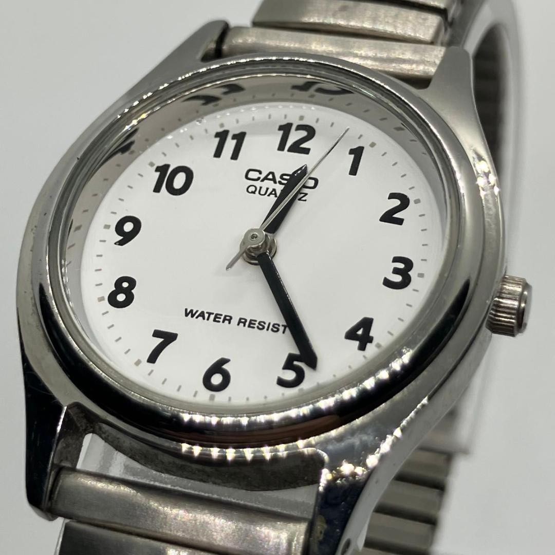 CASIO Quartz Women’s Silver Metal Band Watch White Dial Used