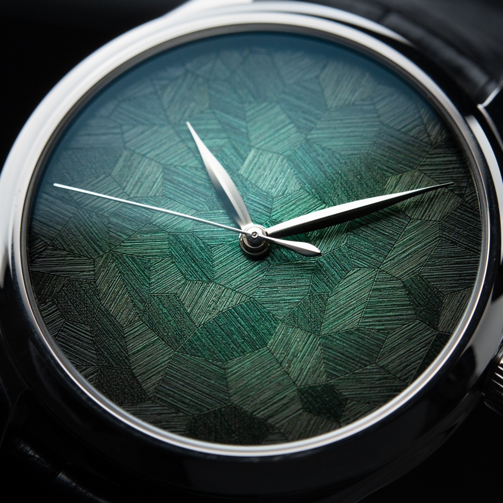 H.Moser & Cie. Endeavour Centre Seconds Mosaic Green Limited Edition Steel Watch
