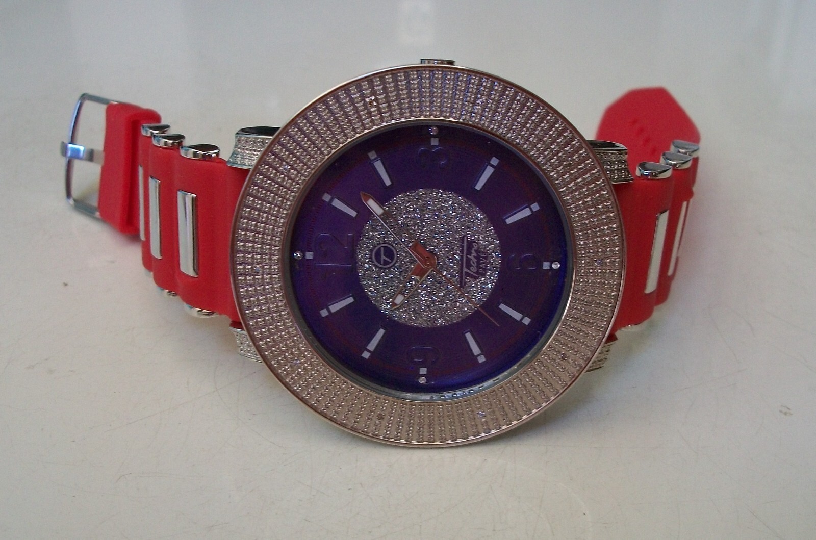 Men’s Silver & Blue Dial Red & Silver Silicon Band Fashion Casual Hip Hop Watch