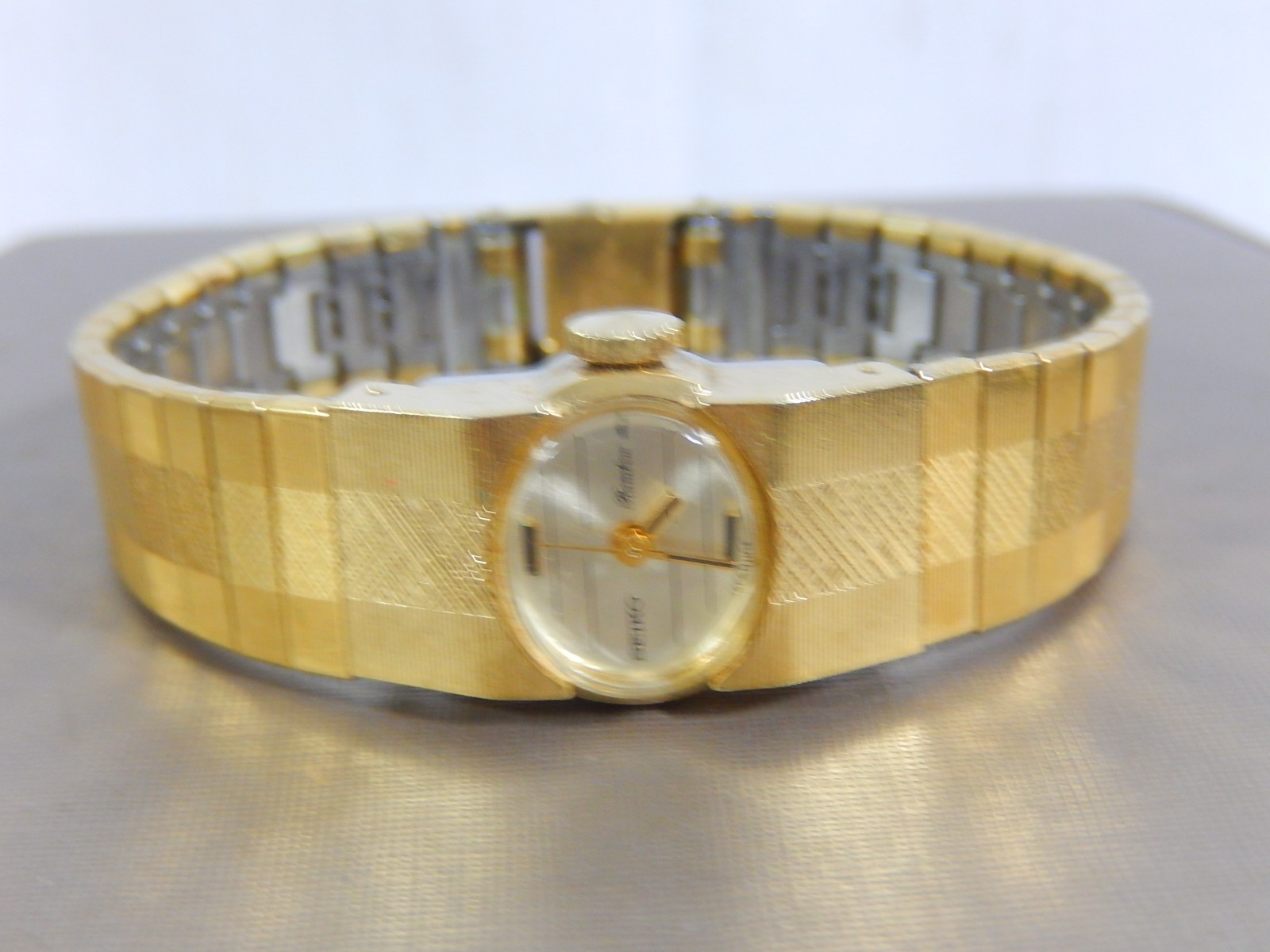 VINTAGE SEIKO MINT CONDITION “RAINBOW” LADIES 18KGF GOLD WATCH # 1104-7020
