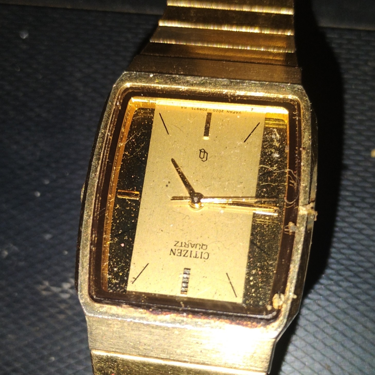 Citizen Quartz Gold-Tone Rectangular Analog Watch Gold Dial Missing Back Cover