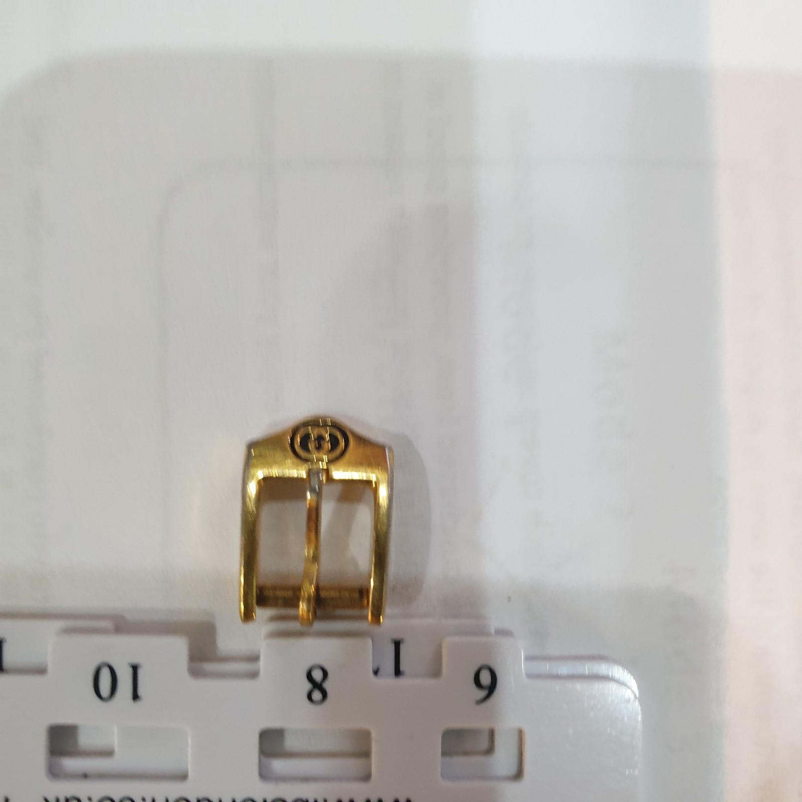 Gucci gold plated watch buckle 8mm black logo