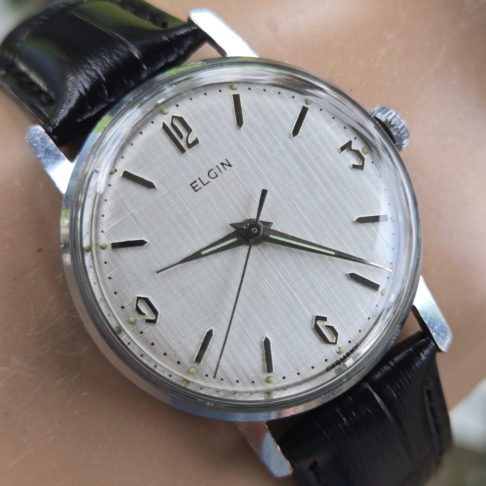 Vintage ELGIN men’s manual wind watch Linen dial Germany 1960s
