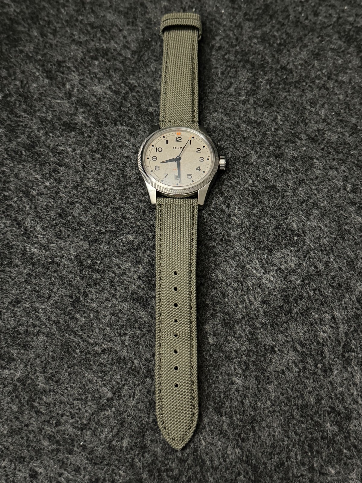 Oris ProPilot Date 41mm Chalk Grey Bracelet 01 733 7805 4163-07 Box 2025