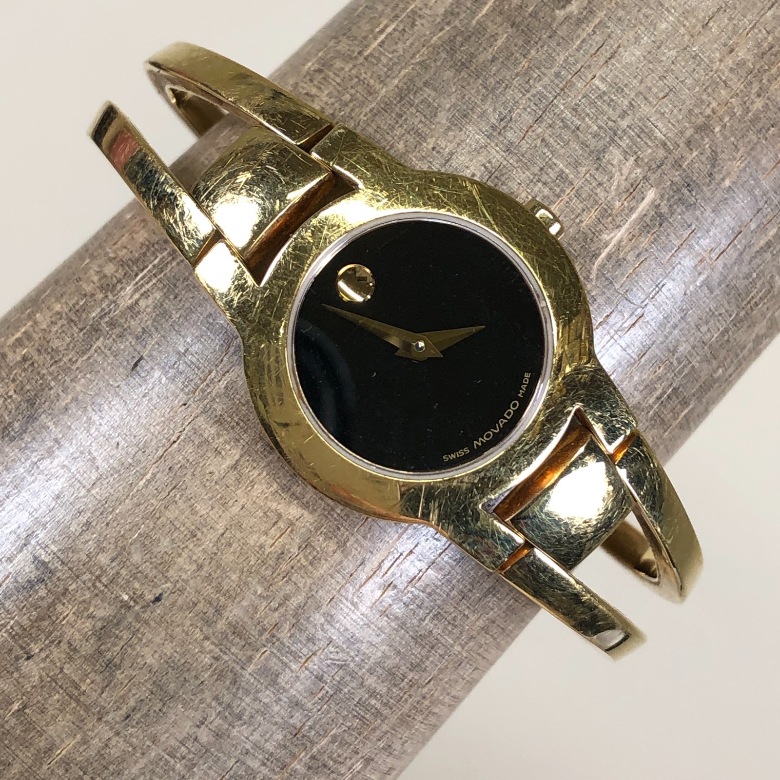 Movado Amorosa Women Dress Swiss Black Dial Gold Tone Quartz Analog Watch 6 1/2″