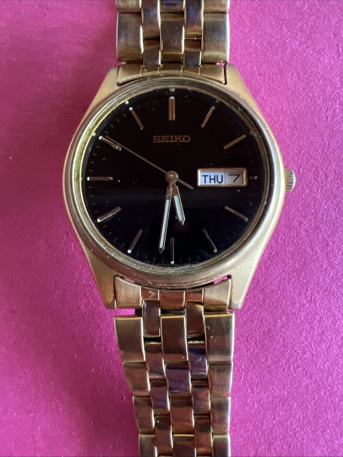 Vintage Seiko 8N43-9048 Gold Tone Watch w/ Japanese Movement