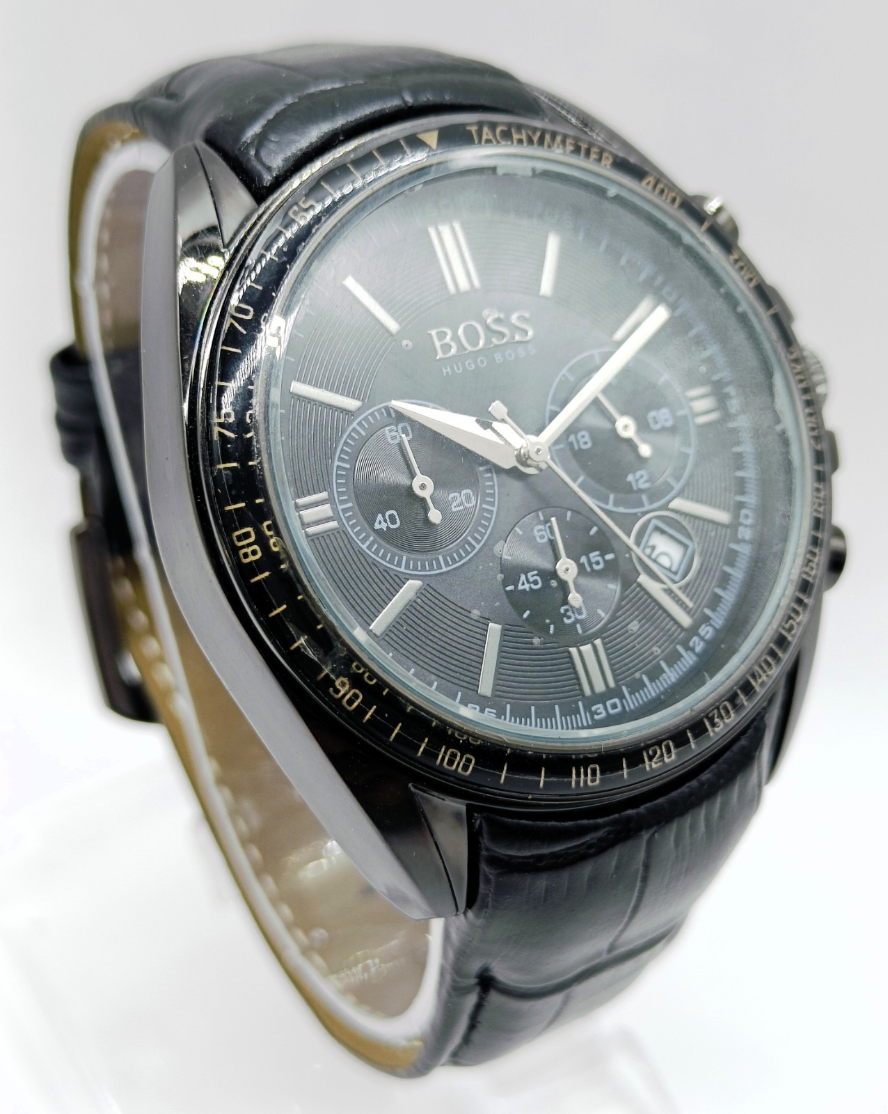 Awesome Hugo Boss Date Indicator Chronograph Quartz Analog Men’s Wrist Watch