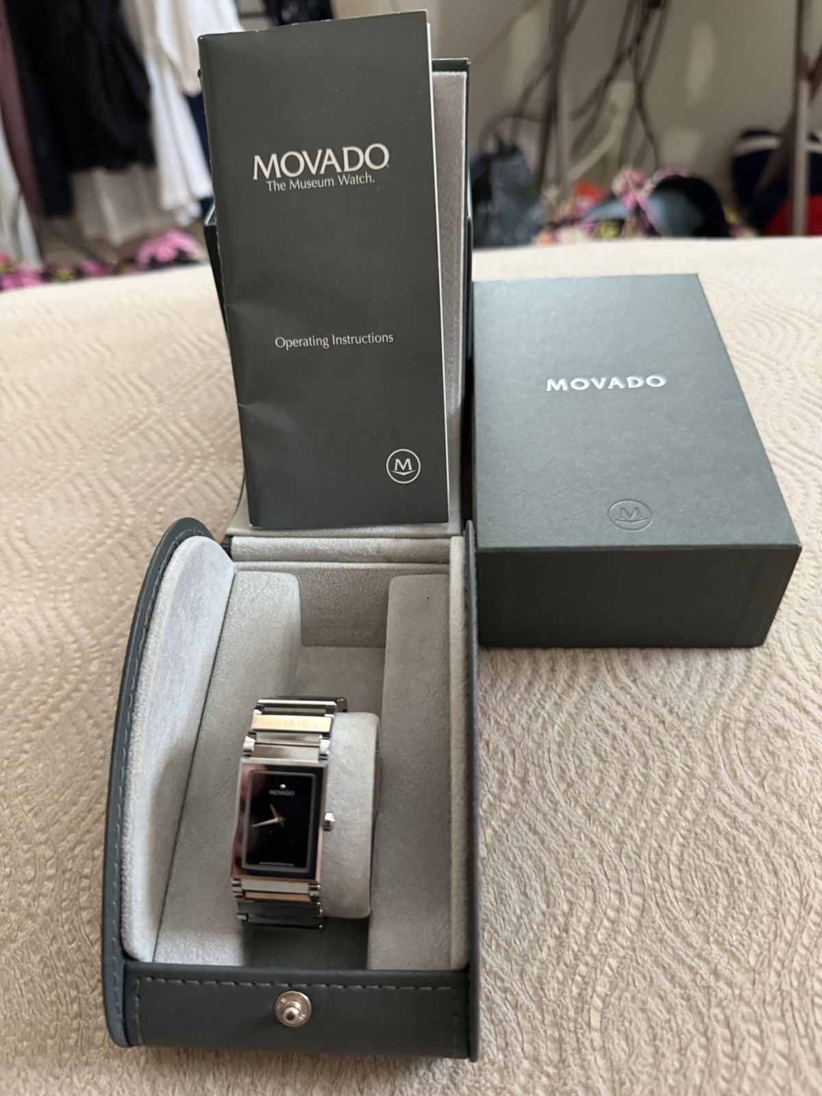 Ladies Movado Valor Stainless Steel Quartz Watch Black Dial