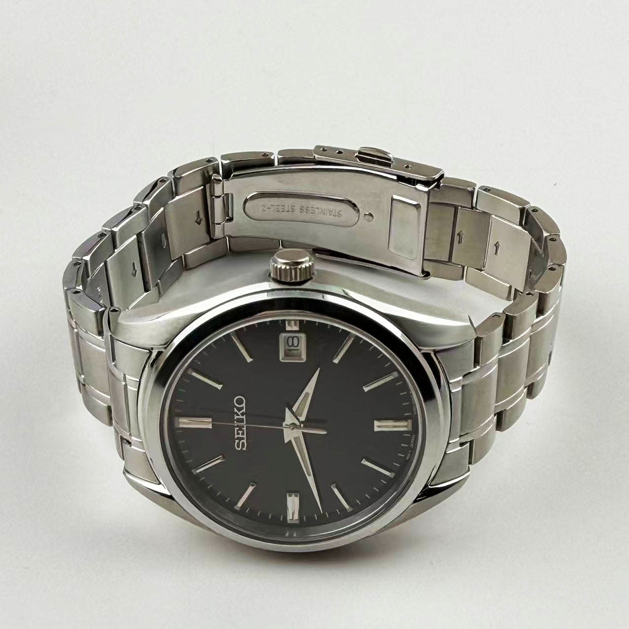 New Seiko Essentials SUR311 Black Dial Stainless Steel Men’s Quartz Watch 40.2mm